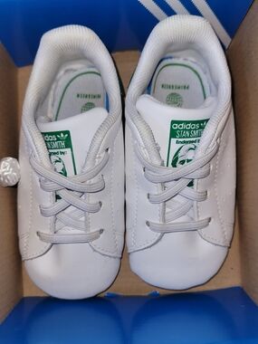adidas Originals Kids White Sneakers with Green Tongue Logo